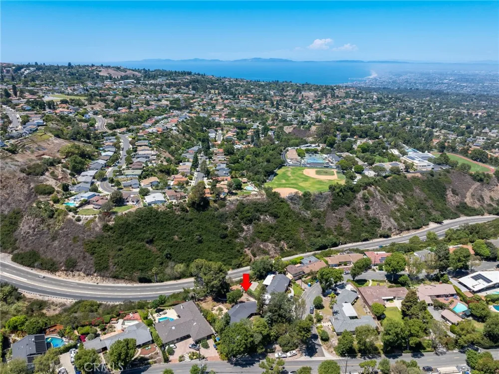 27601 Eastvale Palos Verdes Peninsula, CA 90274