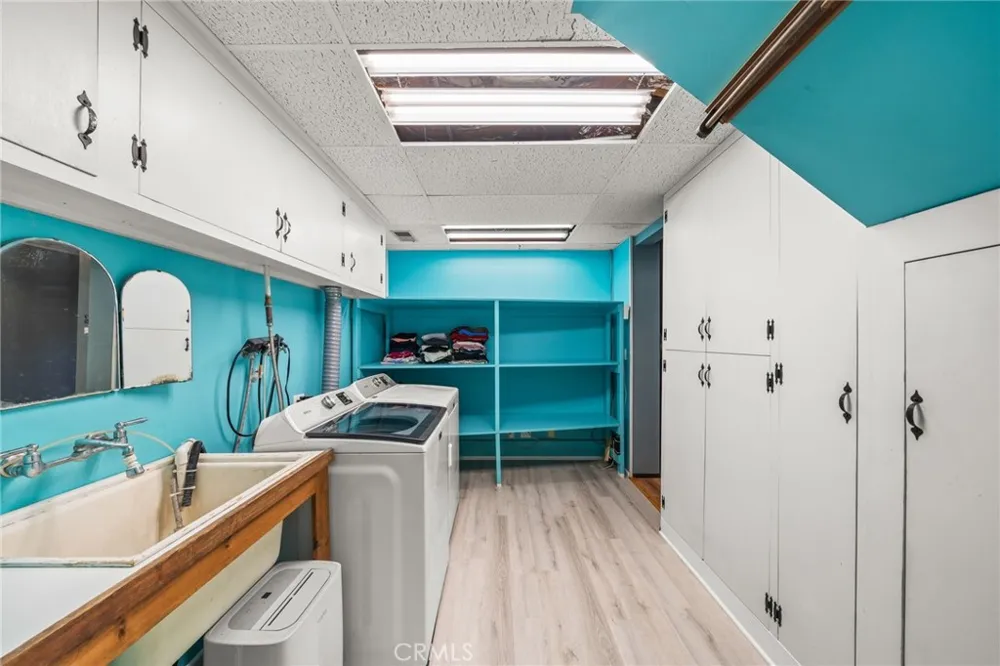 27601 Eastvale Palos Verdes Peninsula, CA 90274