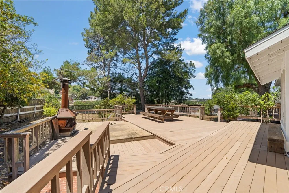 27601 Eastvale Palos Verdes Peninsula, CA 90274