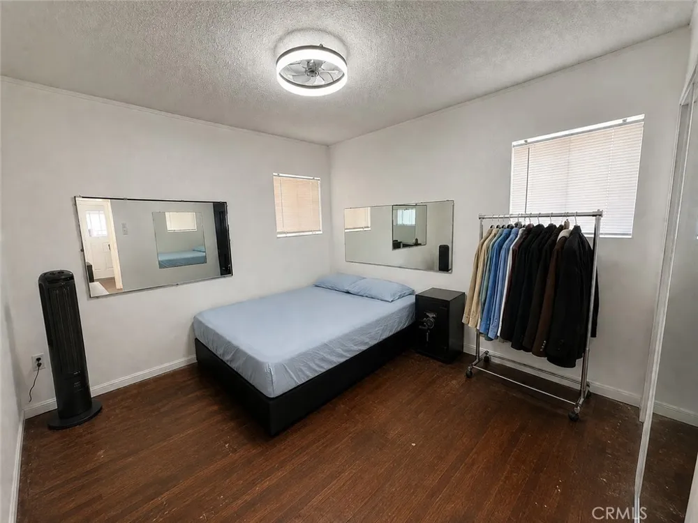 24524 S Avalon Wilmington, CA 90744