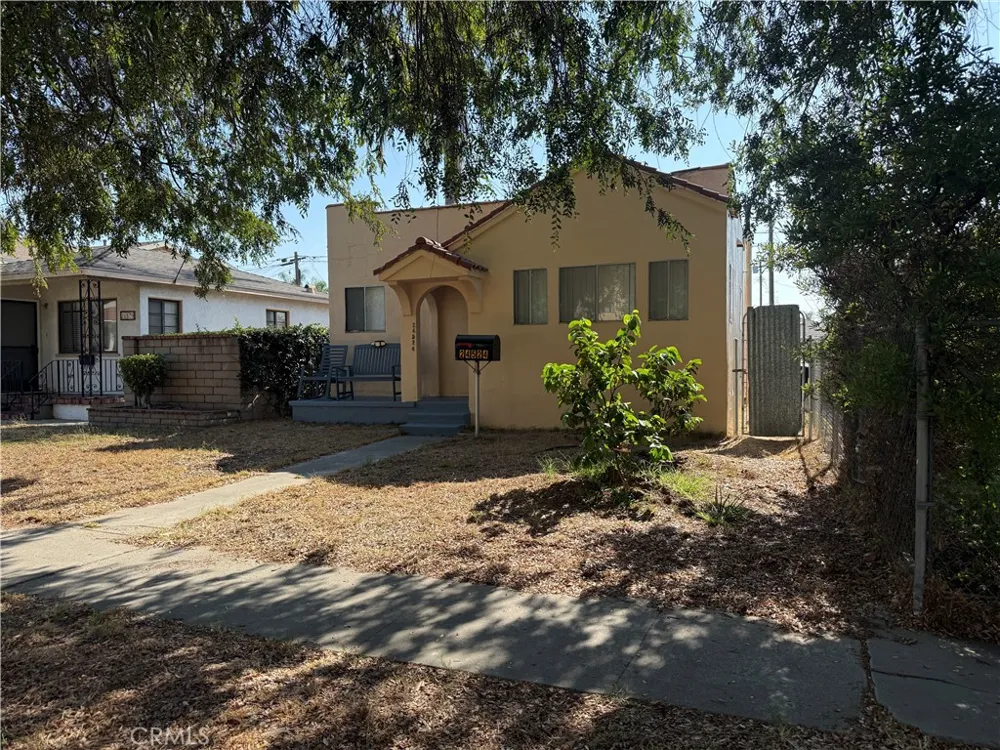 24524 S Avalon Wilmington, CA 90744