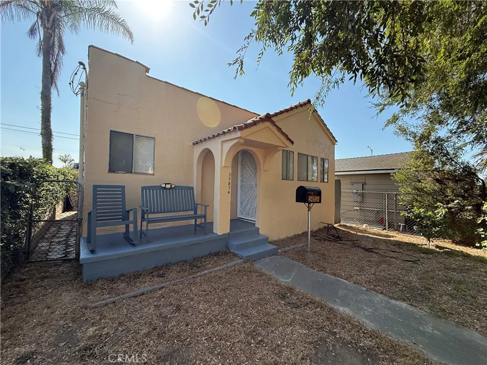 24524 S Avalon Wilmington, CA 90744