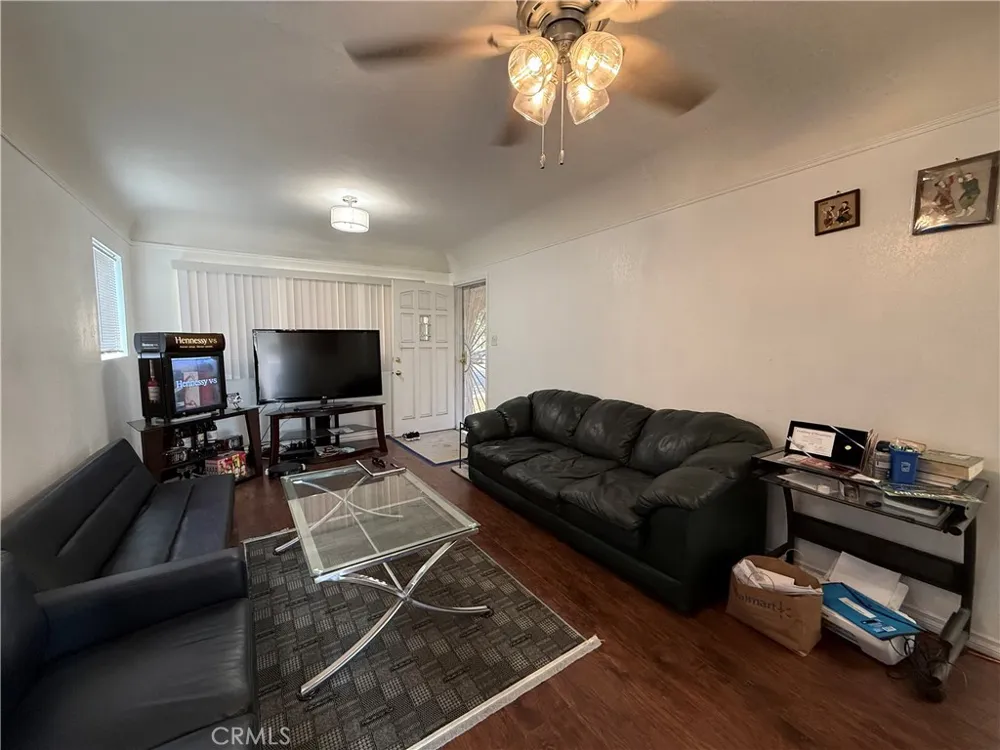 24524 S Avalon Wilmington, CA 90744