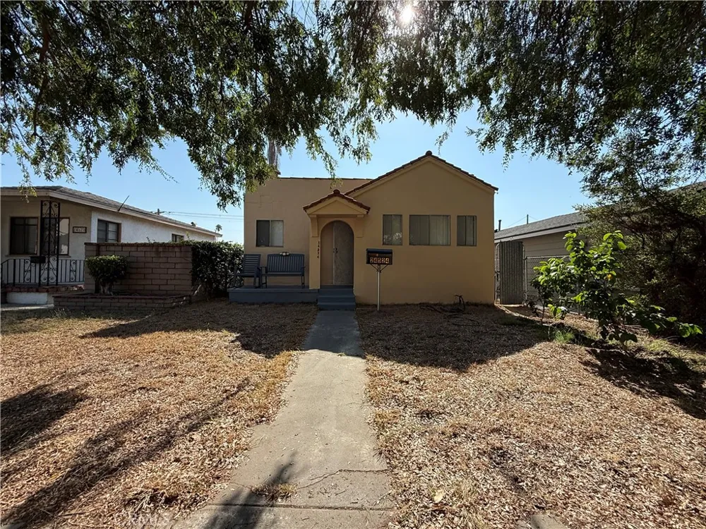 24524 S Avalon Wilmington, CA 90744