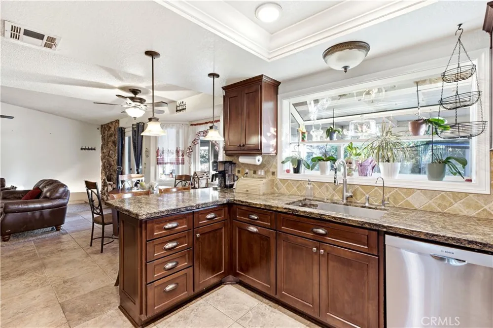 15059 Zieglinde Lake Elsinore, CA 92530