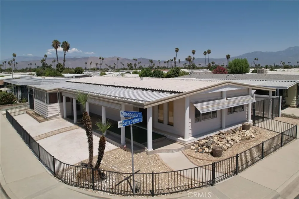1670 Santa Susana Hemet, CA 92543