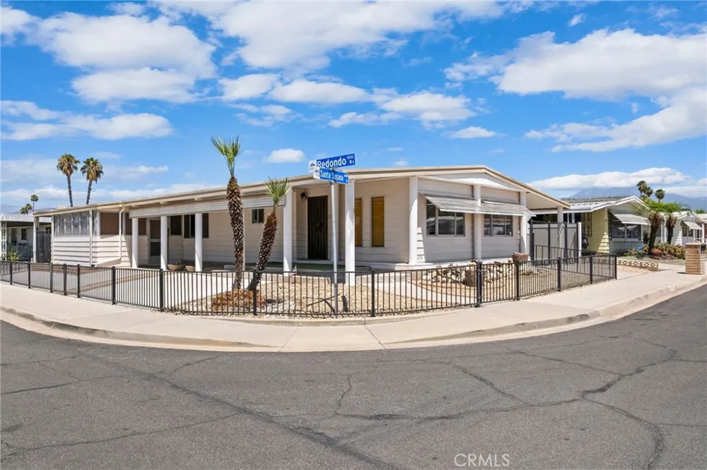 1670 Santa Susana Hemet, CA 92543