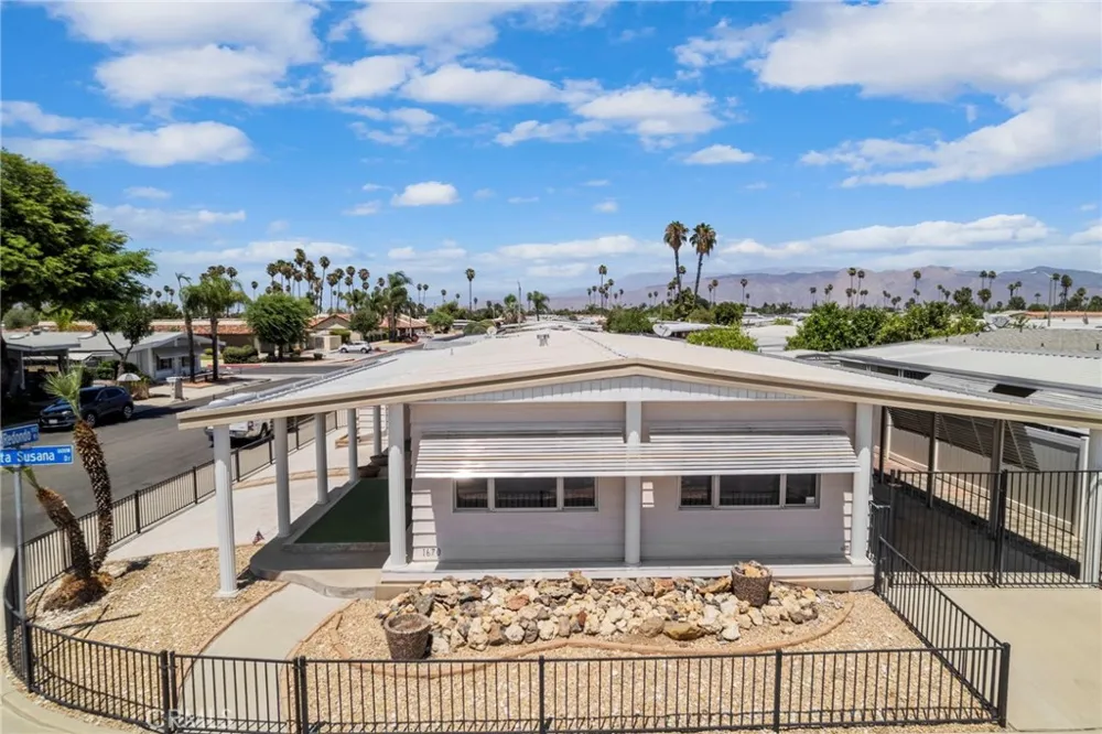 1670 Santa Susana Hemet, CA 92543