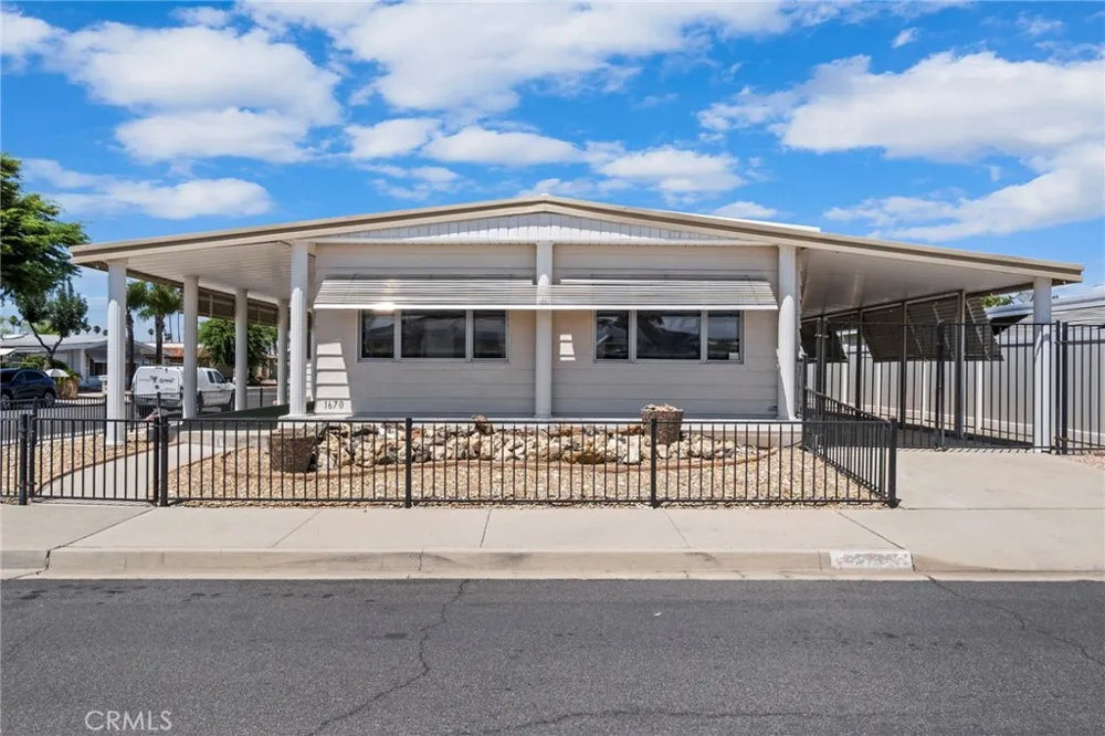 1670 Santa Susana Hemet, CA 92543