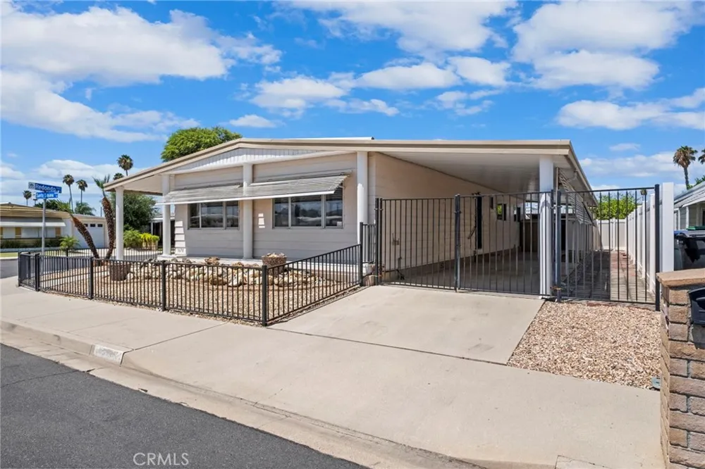 1670 Santa Susana Hemet, CA 92543