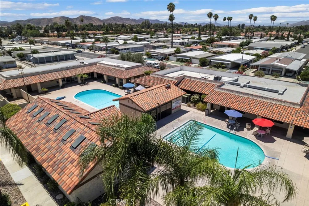 1670 Santa Susana Hemet, CA 92543