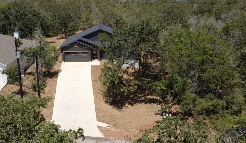 140 Heleakala Drive Bastrop, TX 78602
