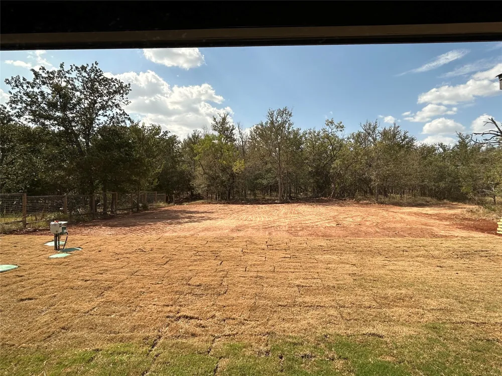 140 Heleakala Drive Bastrop, TX 78602