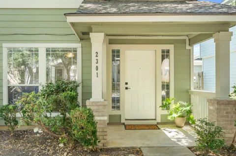 2301 Melissa Oaks Lane