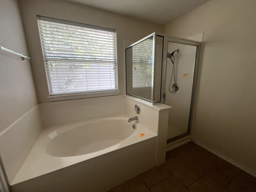12708 La Paz Lane Del Valle, TX 78617