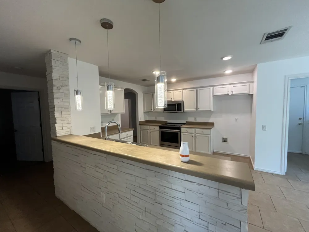 12708 La Paz Lane Del Valle, TX 78617