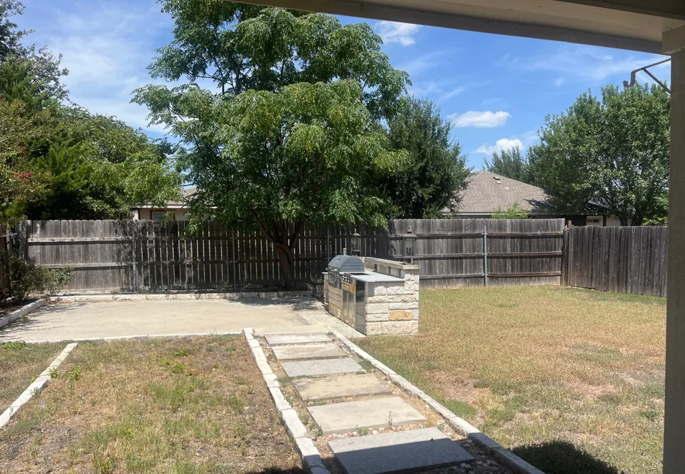 12708 La Paz Lane Del Valle, TX 78617