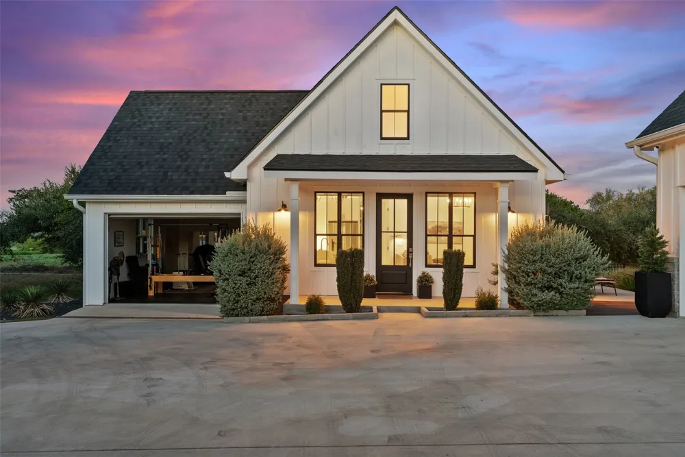 21 Peace Pipe Wimberley, TX 78676