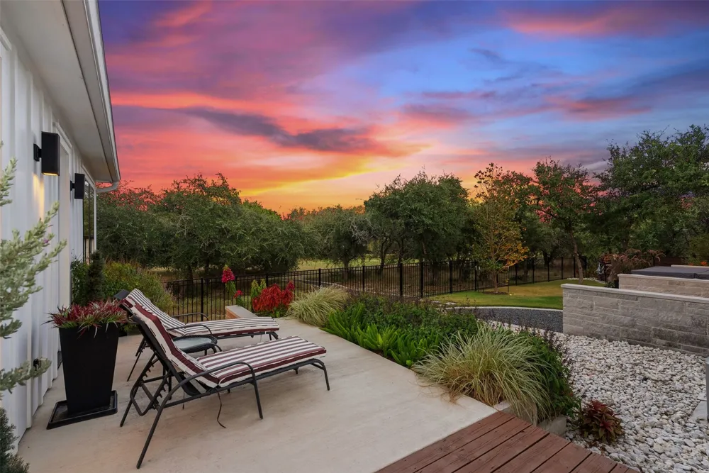 21 Peace Pipe Wimberley, TX 78676