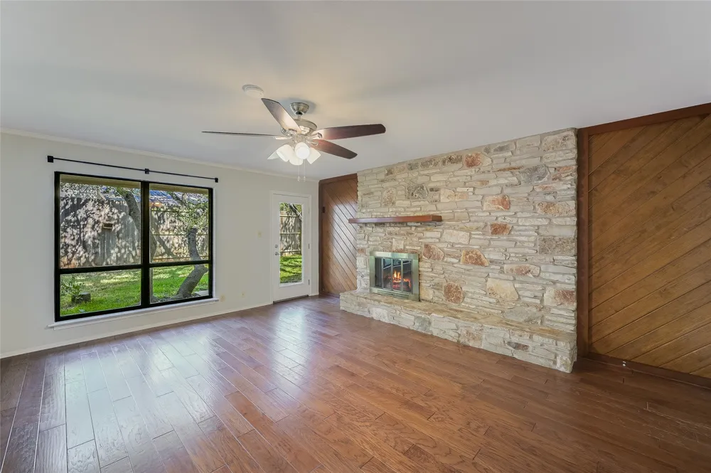 7704 Bramblewood Circle Austin, TX 78731