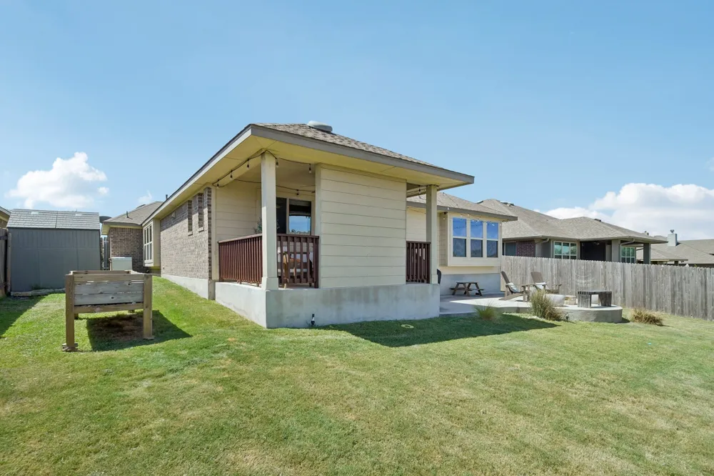 417 Kirkhill Street Hutto, TX 78634