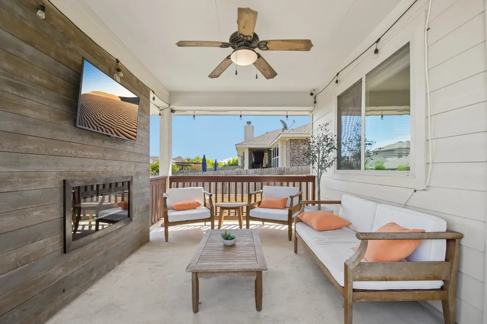 417 Kirkhill Street Hutto, TX 78634
