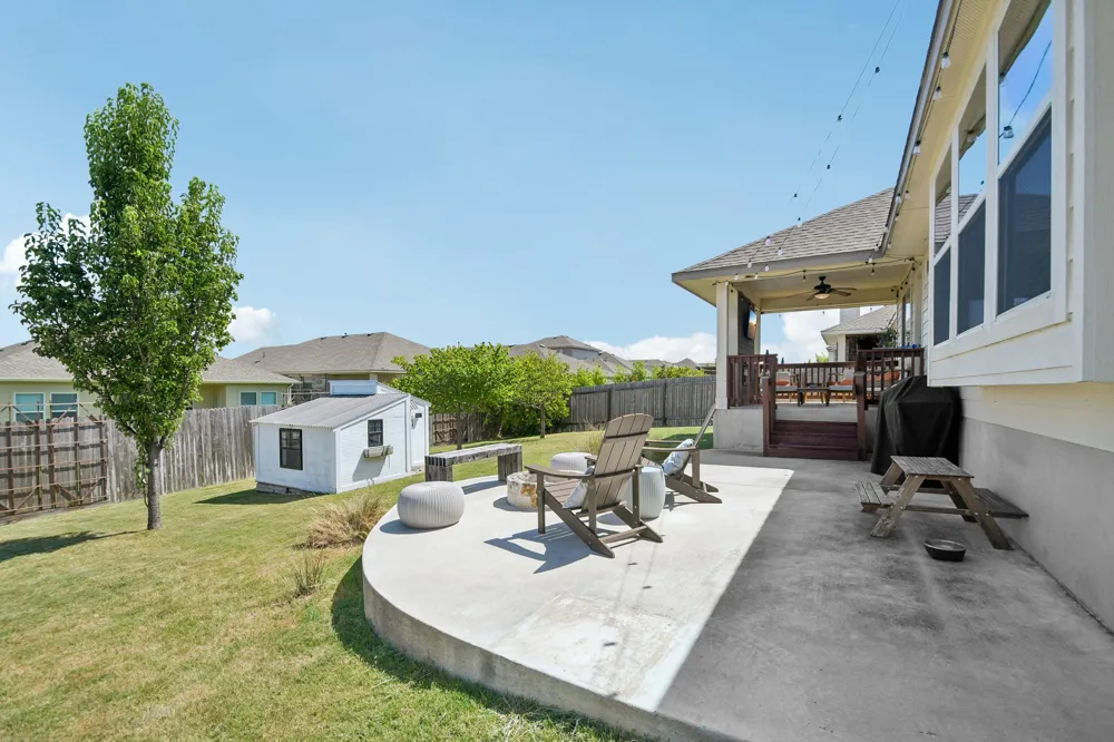 417 Kirkhill Street Hutto, TX 78634