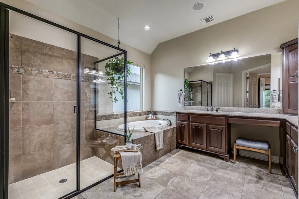29047 Hobblebush San Antonio, TX 78260
