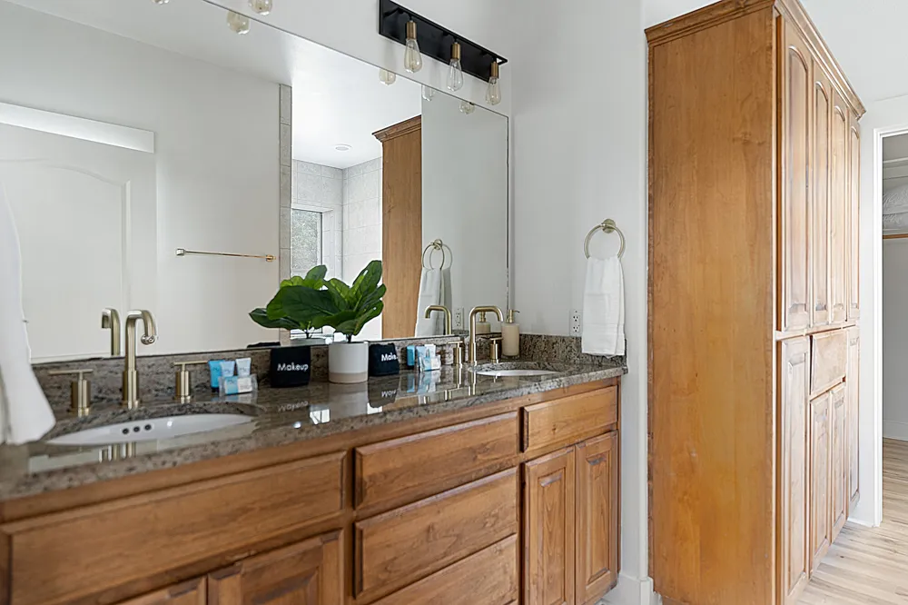 117 Point Road Fredericksburg, TX 78624