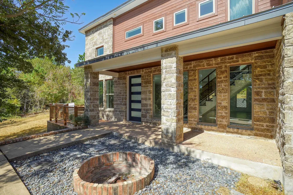 316 Tall Forest Drive Bastrop, TX 78602