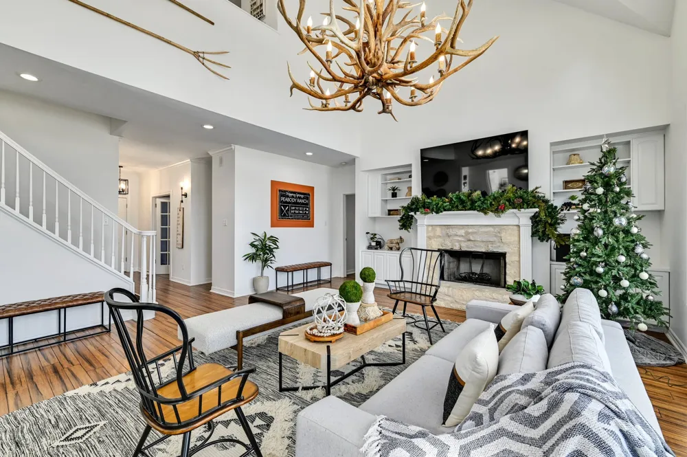 209 Peabody Place Dripping Springs, TX 78620