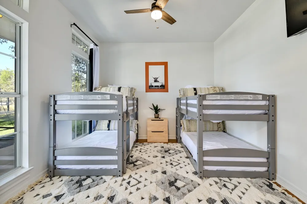 209 Peabody Place Dripping Springs, TX 78620