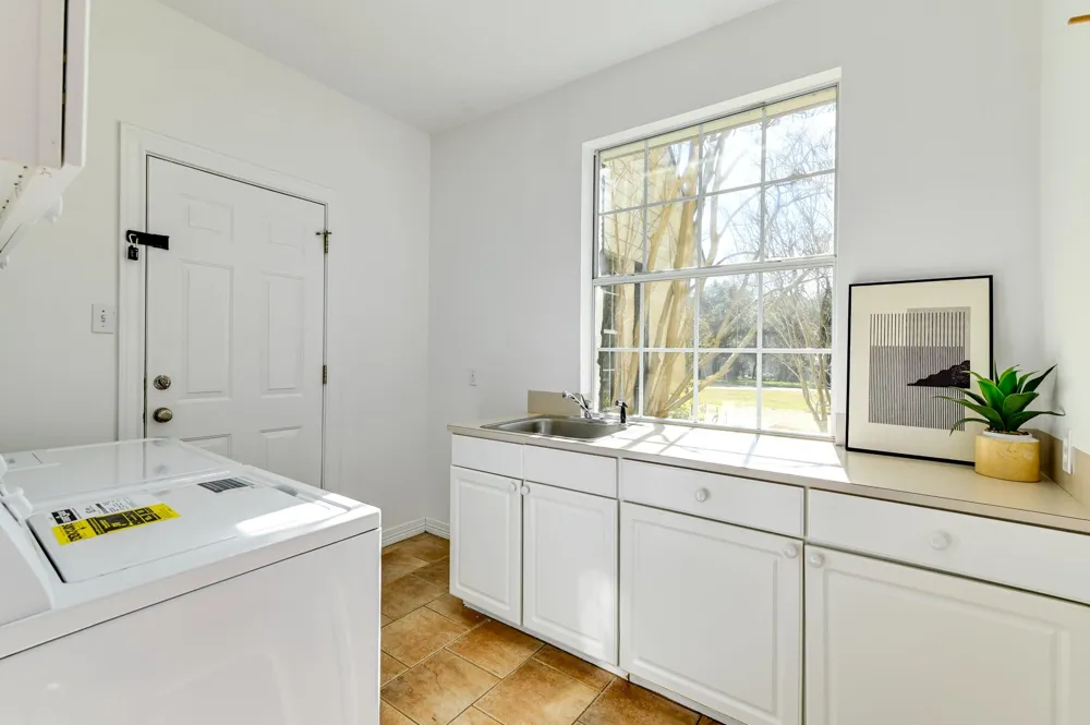 209 Peabody Place Dripping Springs, TX 78620