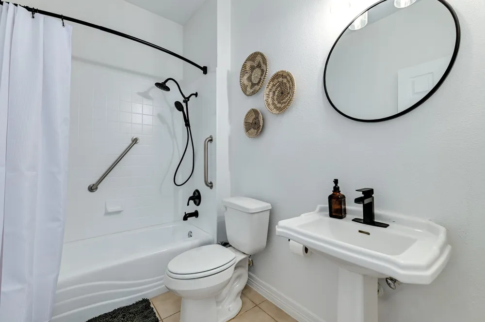 209 Peabody Place Dripping Springs, TX 78620