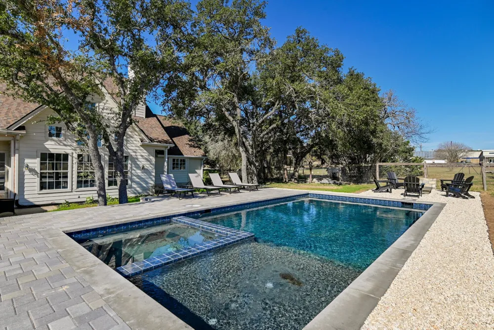 209 Peabody Place Dripping Springs, TX 78620