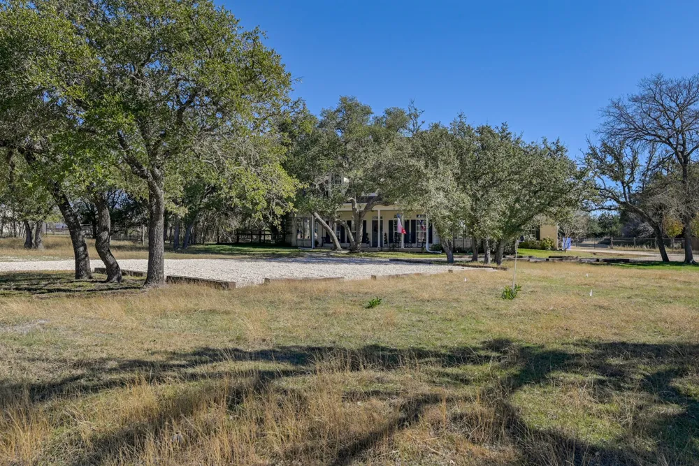 209 Peabody Place Dripping Springs, TX 78620