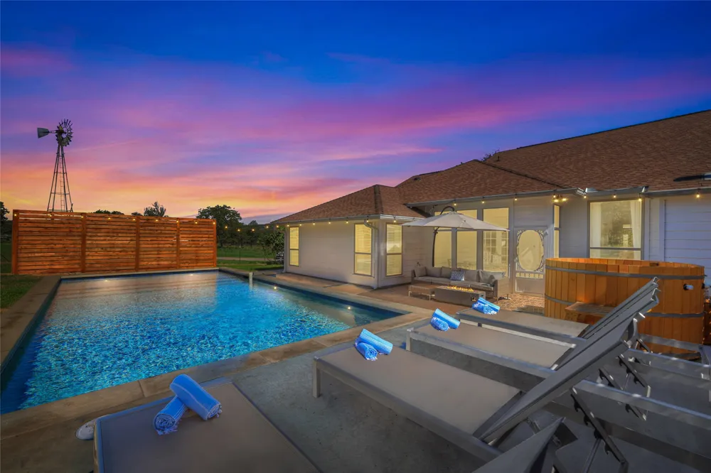 157 Kurt Kramer Road Fredericksburg, TX 78624
