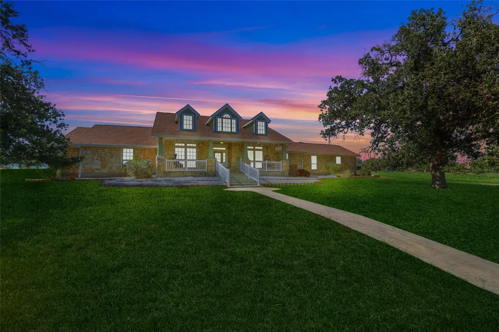 157 Kurt Kramer Road Fredericksburg, TX 78624