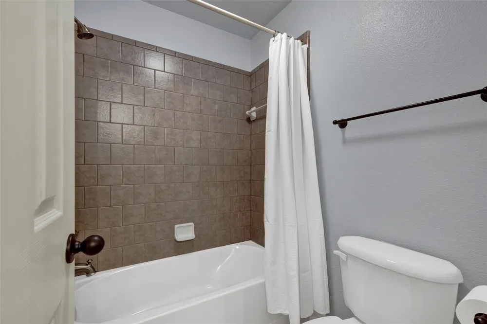 157 Kurt Kramer Road Fredericksburg, TX 78624