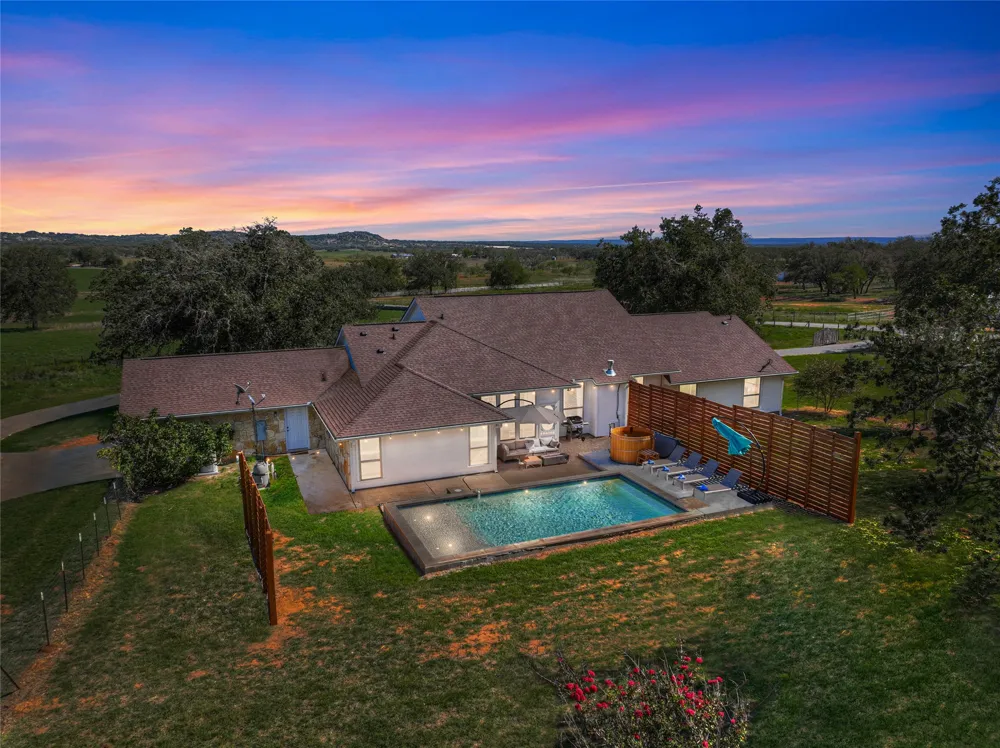 157 Kurt Kramer Road Fredericksburg, TX 78624
