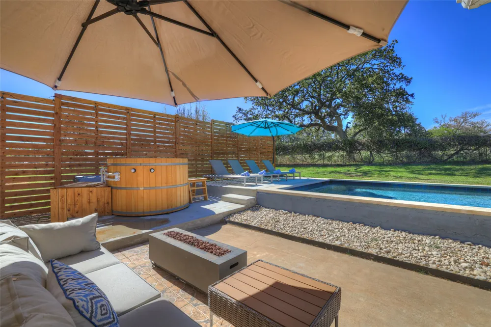 157 Kurt Kramer Road Fredericksburg, TX 78624