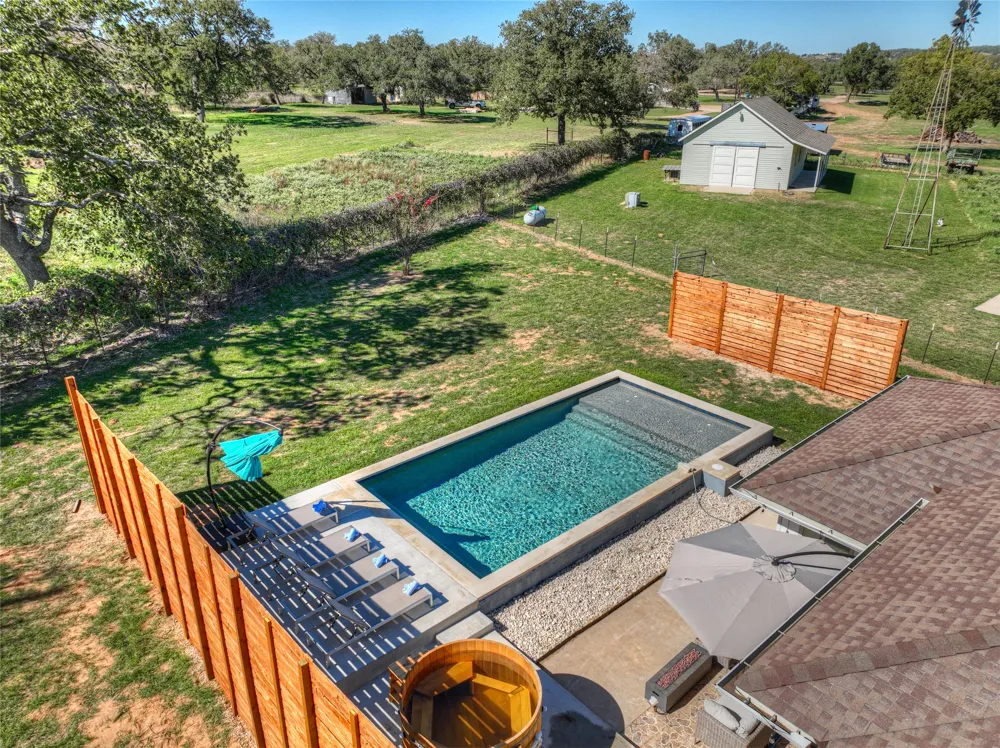 157 Kurt Kramer Road Fredericksburg, TX 78624