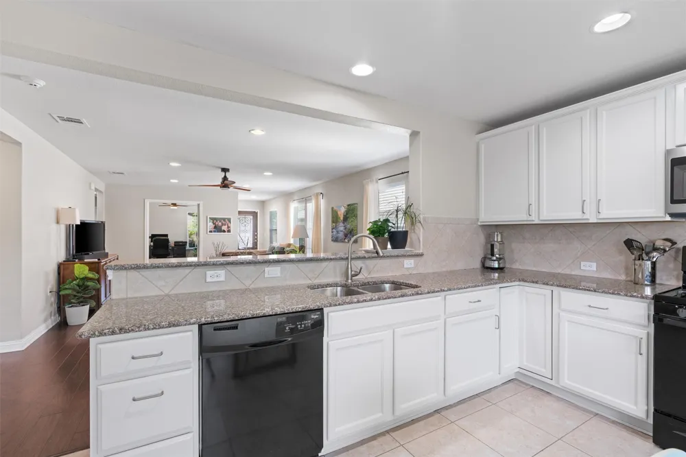 323 Salado Creek Lane Georgetown, TX 78633