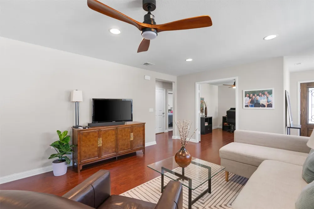 323 Salado Creek Lane Georgetown, TX 78633