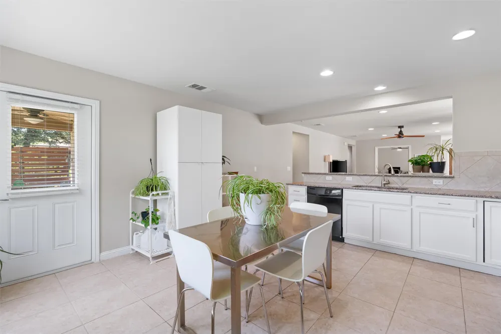323 Salado Creek Lane Georgetown, TX 78633
