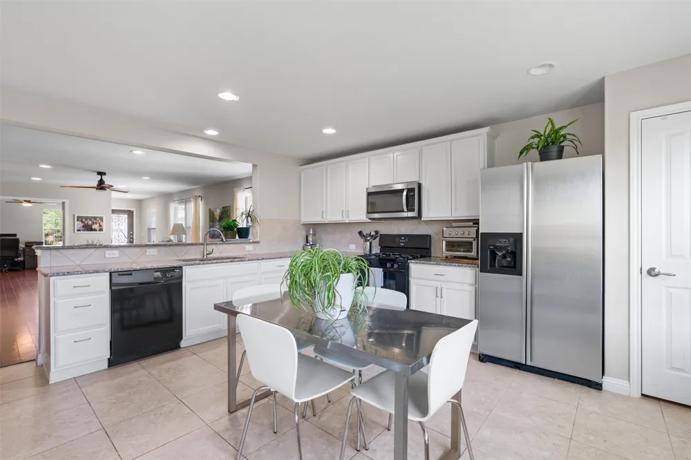 323 Salado Creek Lane Georgetown, TX 78633