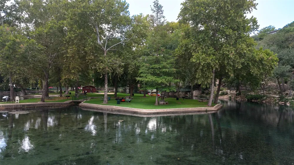 436 Lakeview Boulevard New Braunfels, TX 78130