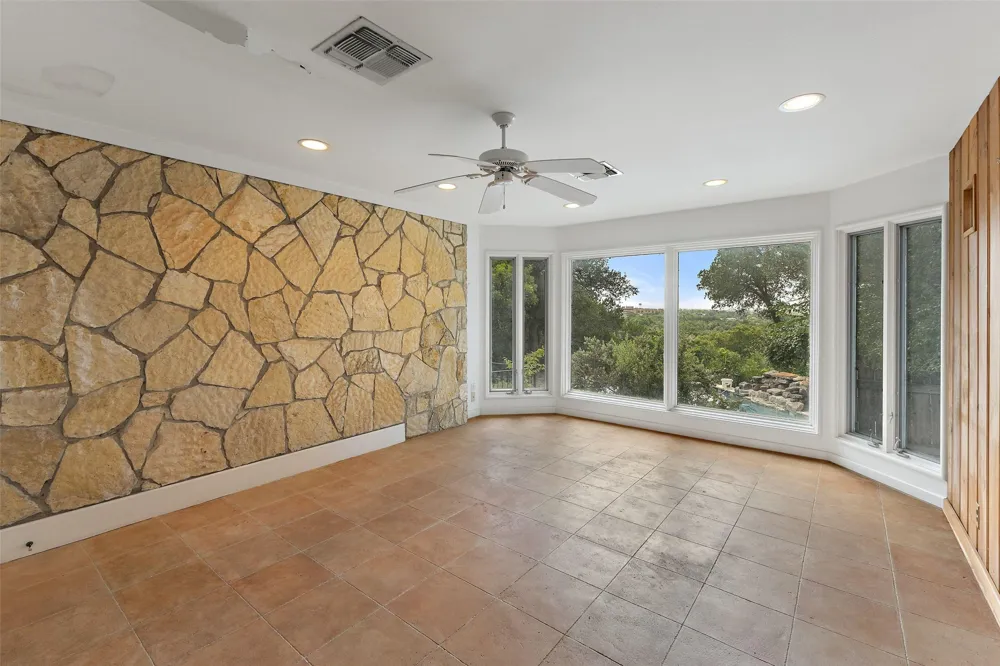 436 Lakeview Boulevard New Braunfels, TX 78130
