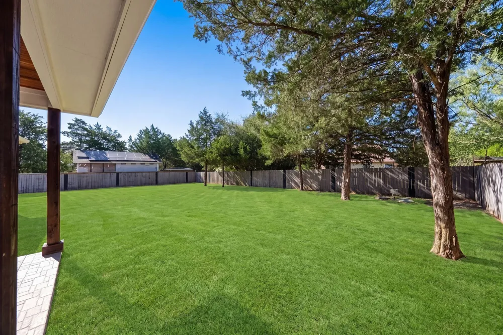263 Indian Oak Drive Bastrop, TX 78602