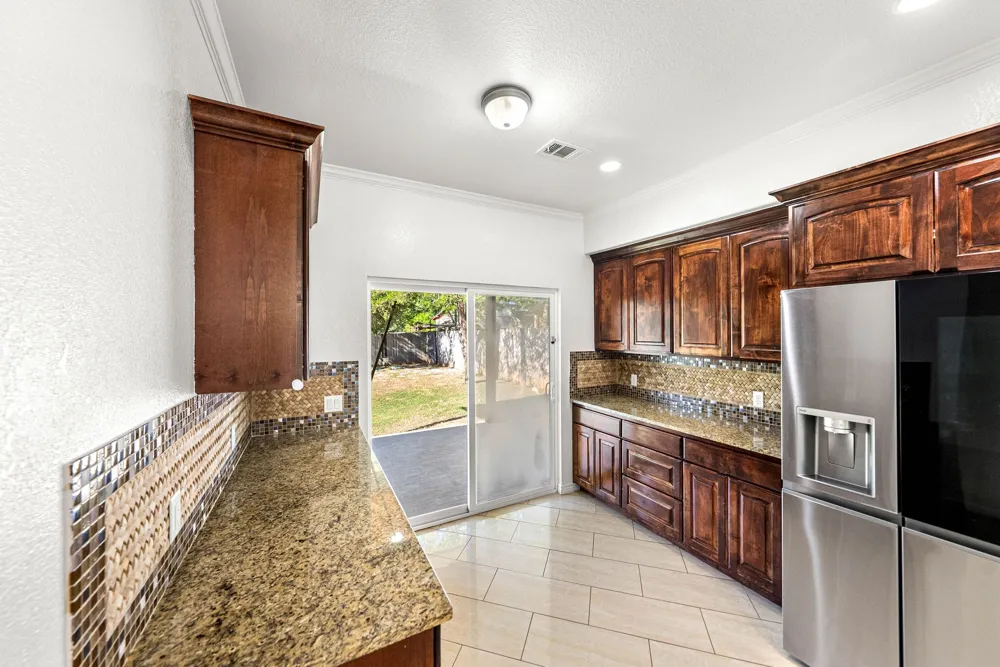 263 Indian Oak Drive Bastrop, TX 78602